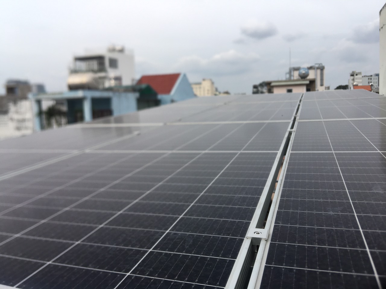 Thiết bị năng lượng mặt trời